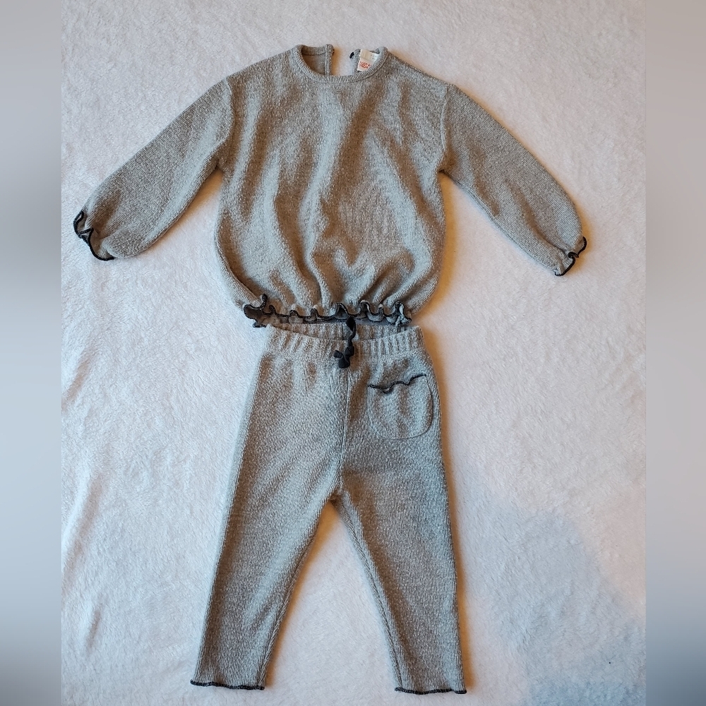 Zara Kids Gray Knit Jumpsuit Size 9-12 Months